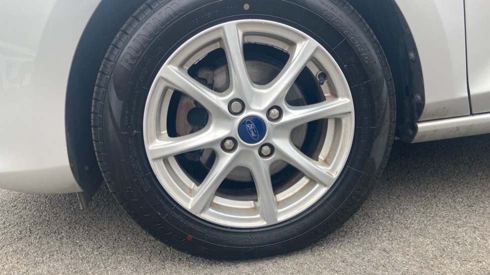 Ford Fiesta 1.0 EcoBoost Zetec 5dr Petrol Hatchback - Image 27