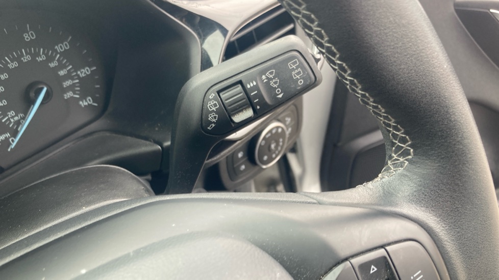 Ford Fiesta 1.0 EcoBoost Zetec 5dr Petrol Hatchback - Image 39