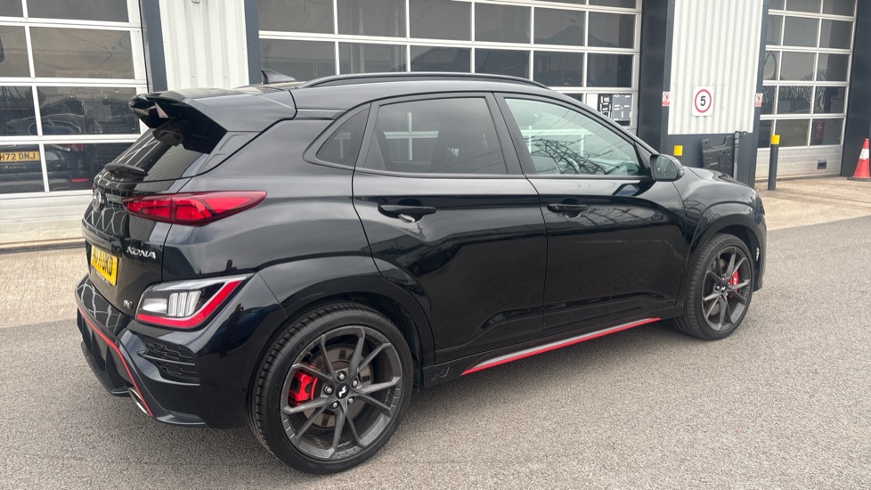 Hyundai KONA 2.0 TGDi N 5dr DCT Petrol Hatchback - Image 21