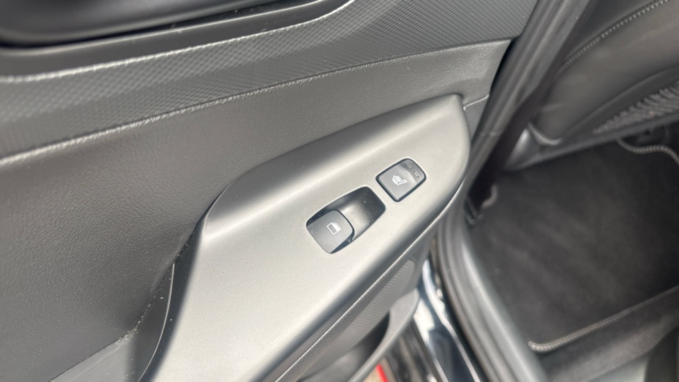 Hyundai KONA 2.0 TGDi N 5dr DCT Petrol Hatchback - Image 29