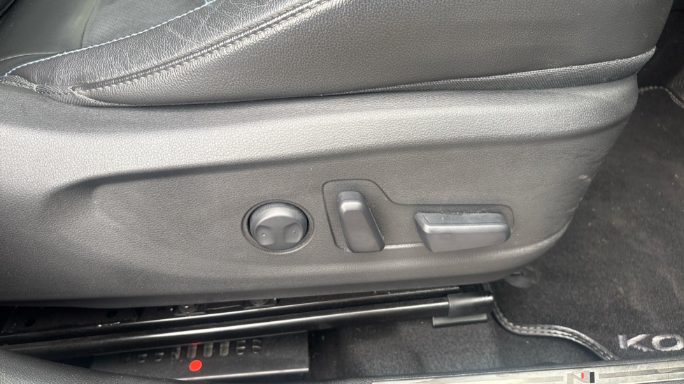 Hyundai KONA 2.0 TGDi N 5dr DCT Petrol Hatchback - Image 31