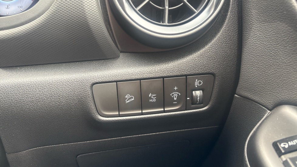 Hyundai KONA 2.0 TGDi N 5dr DCT Petrol Hatchback - Image 39
