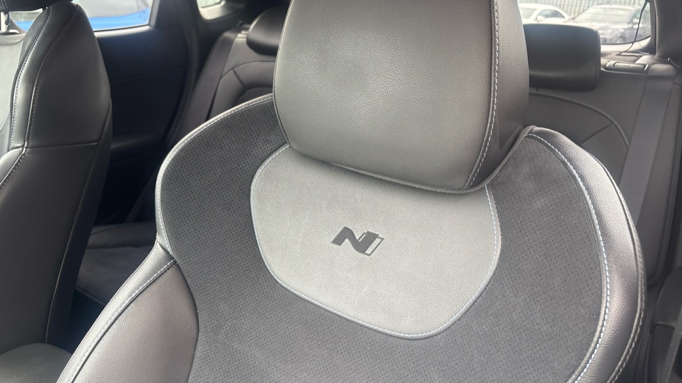 Hyundai KONA 2.0 TGDi N 5dr DCT Petrol Hatchback - Image 45