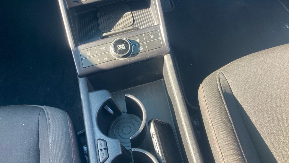 Hyundai KONA 1.6 GDi Hybrid N Line 5dr DCT Hybrid Hatchback - Image 13