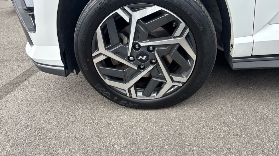 Hyundai KONA 1.6 GDi Hybrid N Line 5dr DCT Hybrid Hatchback - Image 33