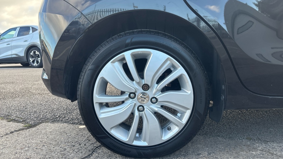 Suzuki Swift 1.0 Boosterjet SZ-T 5dr Petrol Hatchback - Image 7
