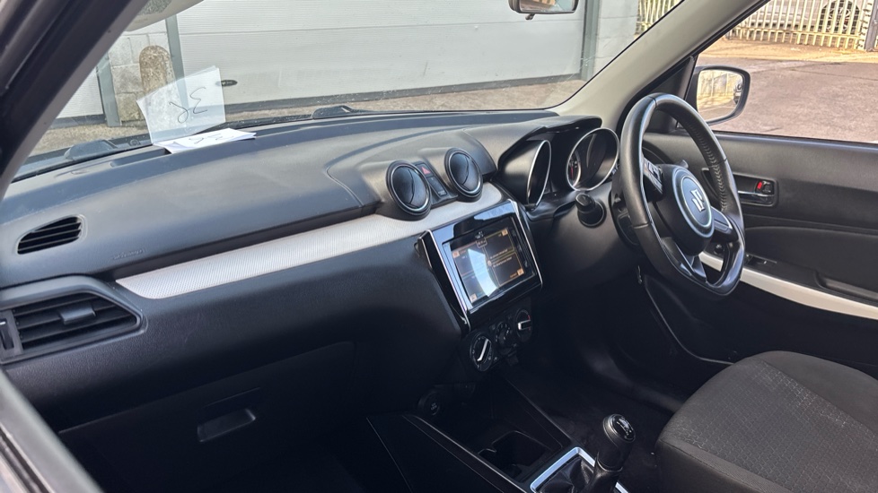Suzuki Swift 1.0 Boosterjet SZ-T 5dr Petrol Hatchback - Image 9