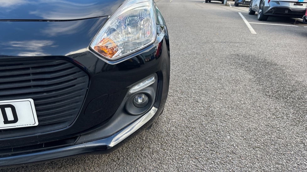 Suzuki Swift 1.0 Boosterjet SZ-T 5dr Petrol Hatchback - Image 33
