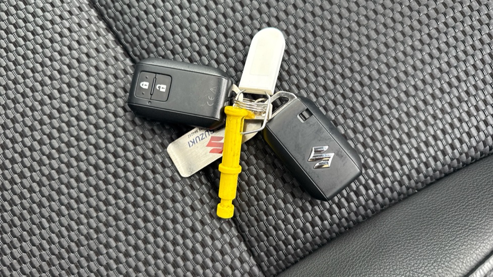 Suzuki S-Cross 1.4 Boosterjet 48V Hybrid Ultra 5dr Petrol Hatchback - Image 20