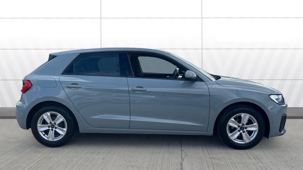 Audi A1 25 TFSI Technik 5dr Petrol Hatchback - Image 5
