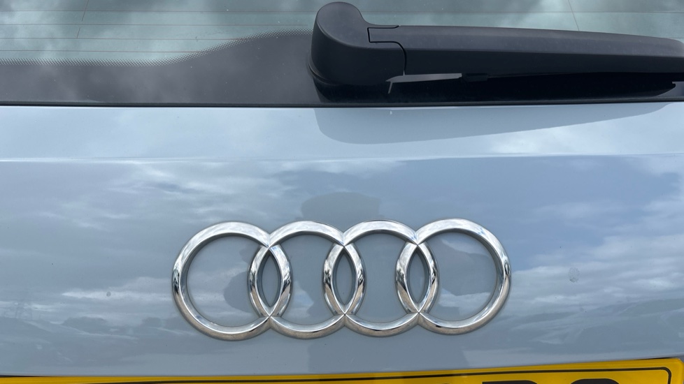 Audi A1 25 TFSI Technik 5dr Petrol Hatchback - Image 27