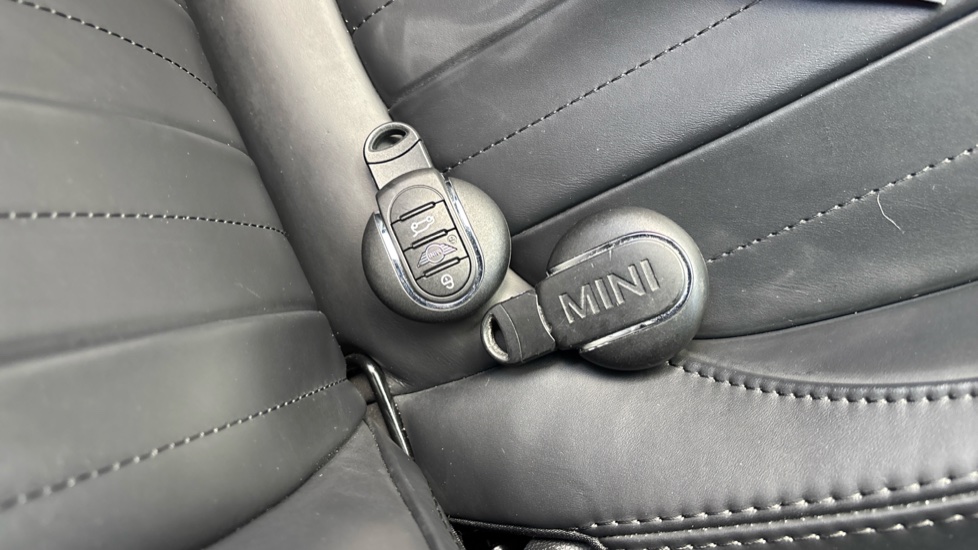 MINI Countryman 1.5 Cooper Untamed Edition 5dr Auto Petrol Hatchback - Image 20