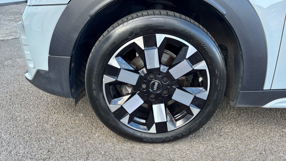 MINI Countryman 1.5 Cooper Untamed Edition 5dr Auto Petrol Hatchback - Image 38