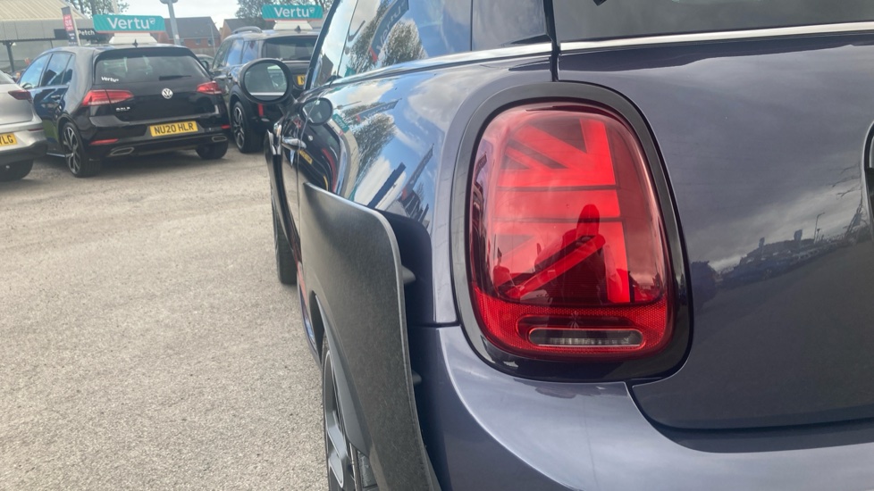 MINI Hatchback 2.0 John Cooper Works GP II 3dr Auto [8 Speed] Petrol Hatchback - Image 21