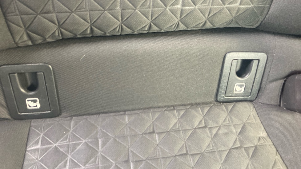 Toyota C-HR 1.8 Hybrid Design 5dr CVT Hybrid Hatchback - Image 30