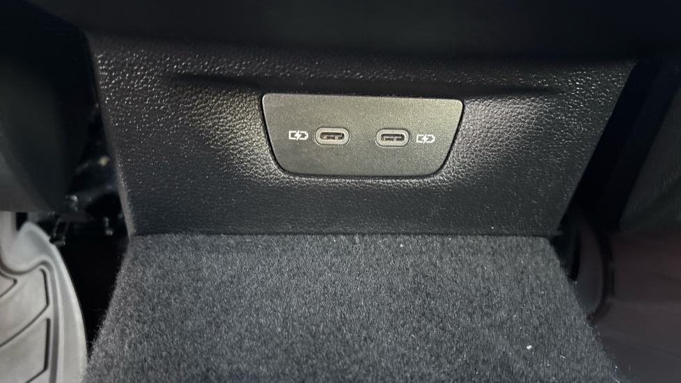 Volkswagen Golf 2.0 TDI 200 GTD 5dr DSG Diesel Hatchback - Image 32