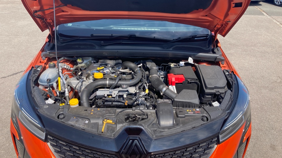 Renault Clio 1.0 TCe 90 Esprit Alpine 5dr Petrol Hatchback - Image 8