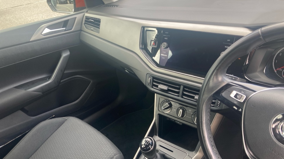 Volkswagen Polo 1.0 EVO 80 SE 5dr Petrol Hatchback - Image 14