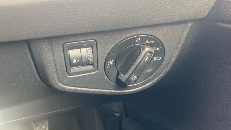 Volkswagen Polo 1.0 EVO 80 SE 5dr Petrol Hatchback - Image 34