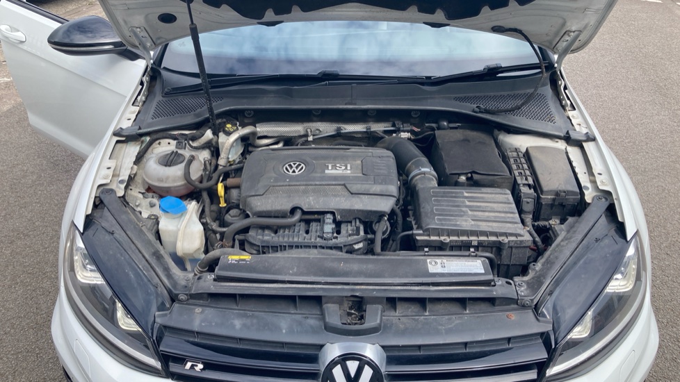 Volkswagen Golf 2.0 TSI R 5dr DSG Petrol Hatchback - Image 8