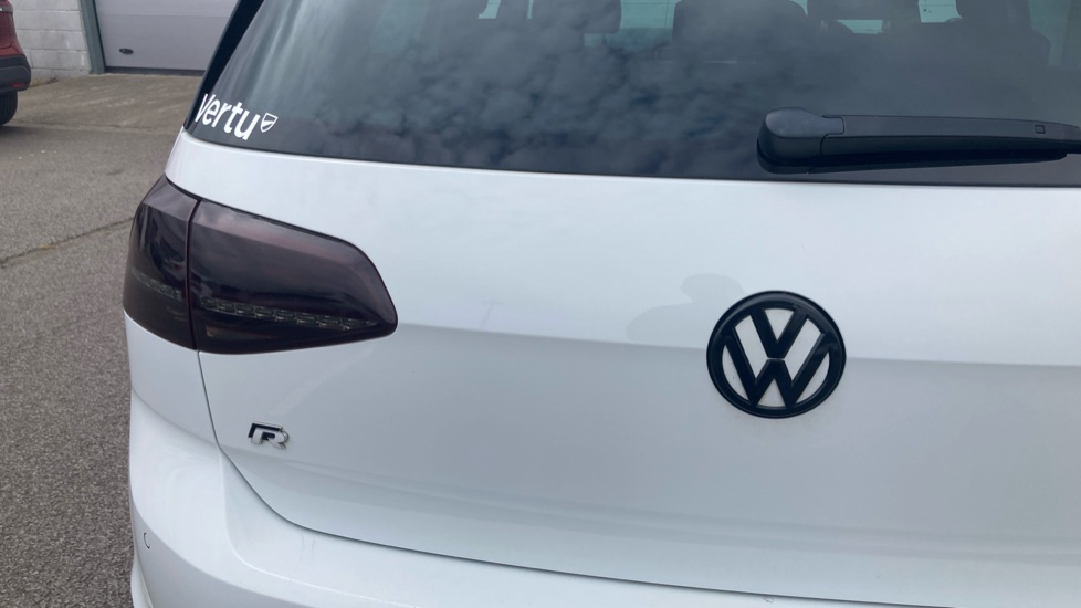 Volkswagen Golf 2.0 TSI R 5dr DSG Petrol Hatchback - Image 28