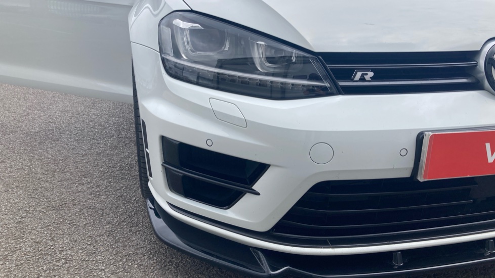 Volkswagen Golf 2.0 TSI R 5dr DSG Petrol Hatchback - Image 39