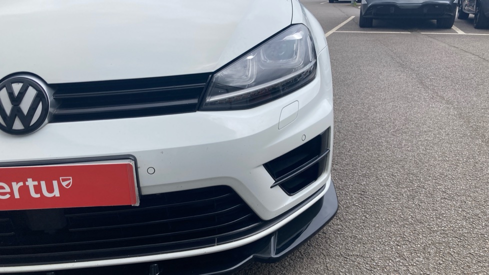 Volkswagen Golf 2.0 TSI R 5dr DSG Petrol Hatchback - Image 40