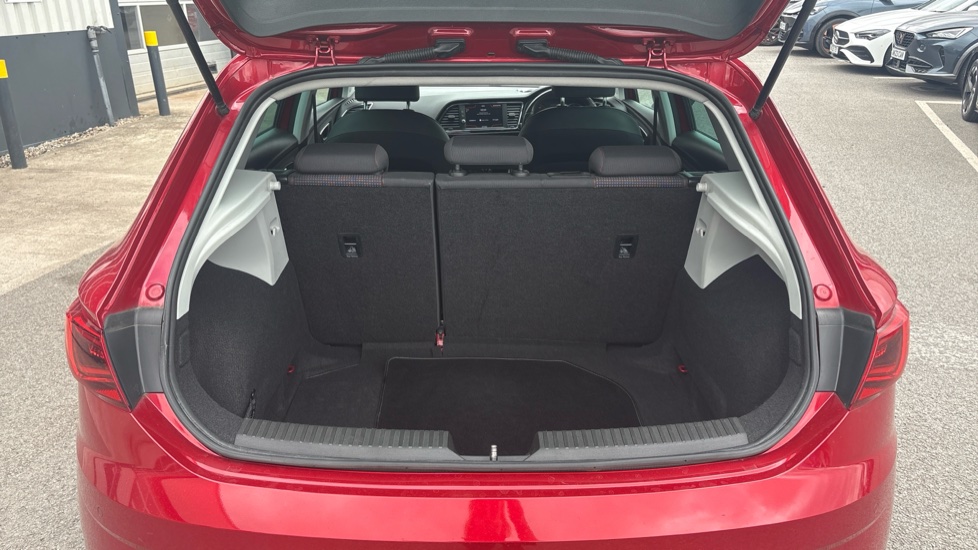 SEAT Leon 1.5 TSI EVO FR [EZ] 5dr Petrol Hatchback - Image 4