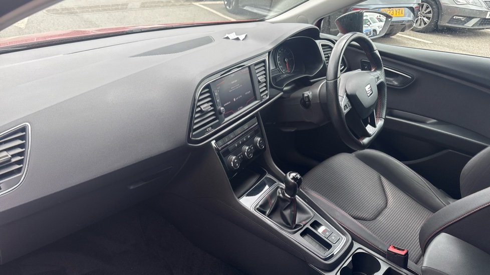 SEAT Leon 1.5 TSI EVO FR [EZ] 5dr Petrol Hatchback - Image 9