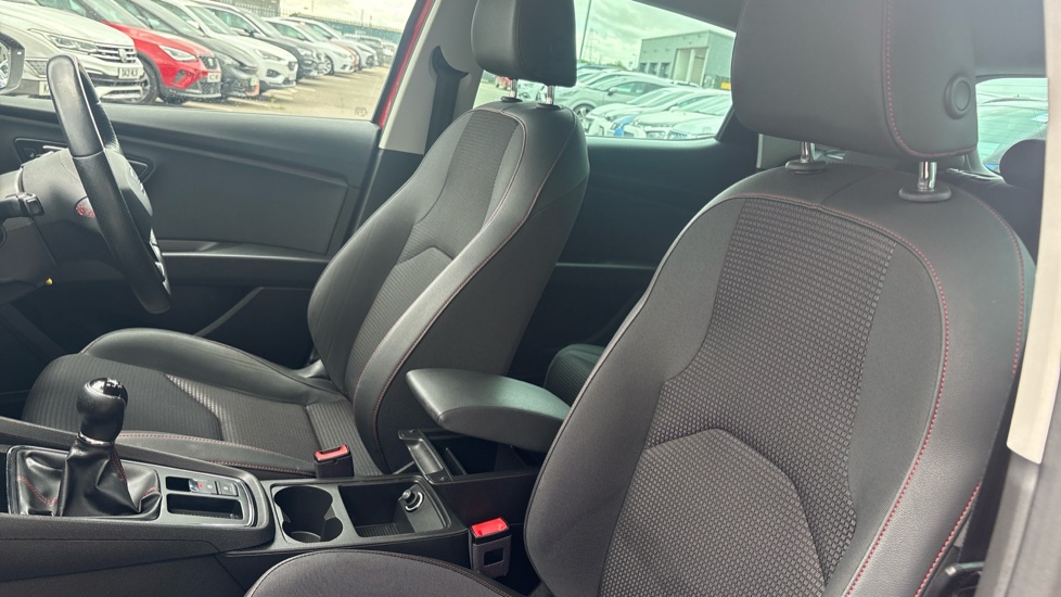 SEAT Leon 1.5 TSI EVO FR [EZ] 5dr Petrol Hatchback - Image 30