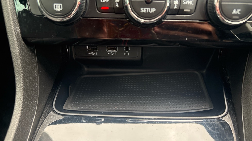 SEAT Leon 1.5 TSI EVO FR [EZ] 5dr Petrol Hatchback - Image 37