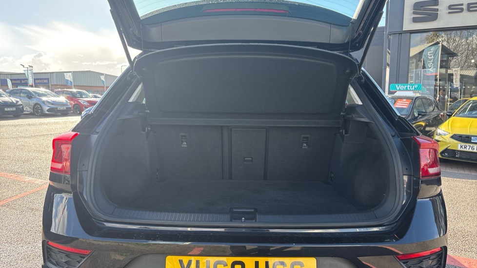 Volkswagen T-Roc 1.5 TSI EVO SE 5dr Petrol Hatchback - Image 4