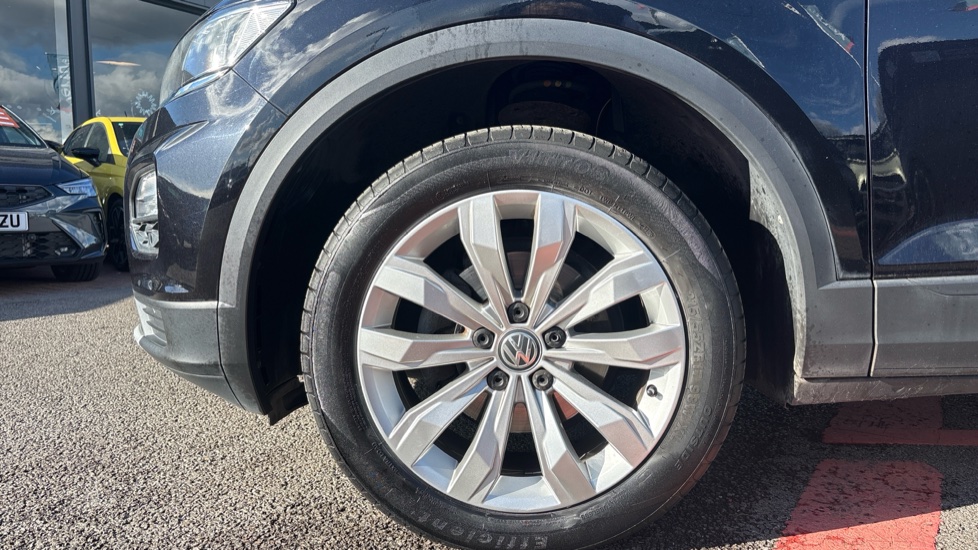 Volkswagen T-Roc 1.5 TSI EVO SE 5dr Petrol Hatchback - Image 7