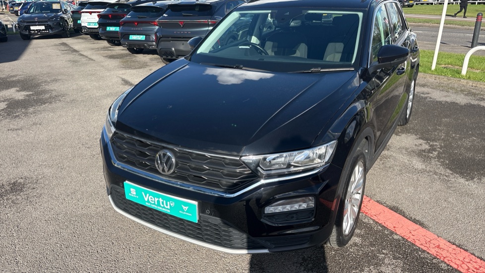 Volkswagen T-Roc 1.5 TSI EVO SE 5dr Petrol Hatchback - Image 8