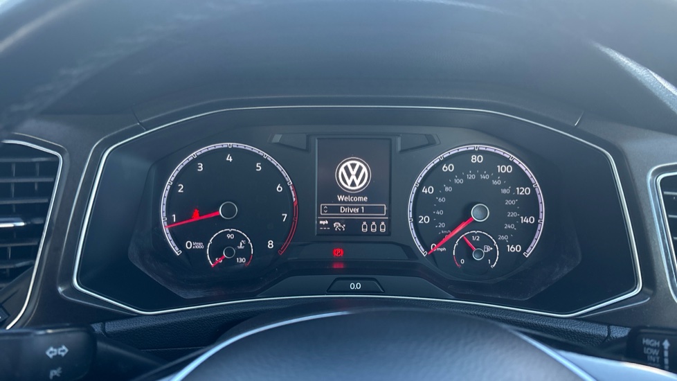 Volkswagen T-Roc 1.5 TSI EVO SE 5dr Petrol Hatchback - Image 18