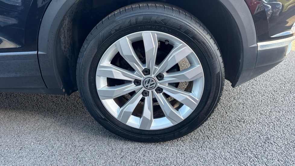 Volkswagen T-Roc 1.5 TSI EVO SE 5dr Petrol Hatchback - Image 36