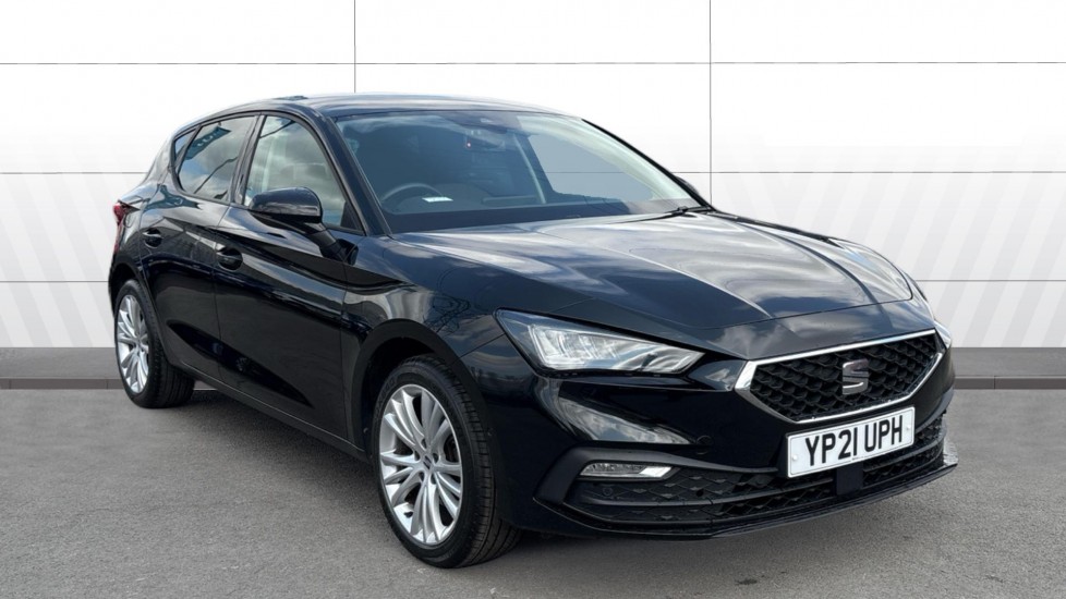SEAT Leon 1.5 TSI EVO SE Dynamic 5dr Petrol Hatchback - Image 1