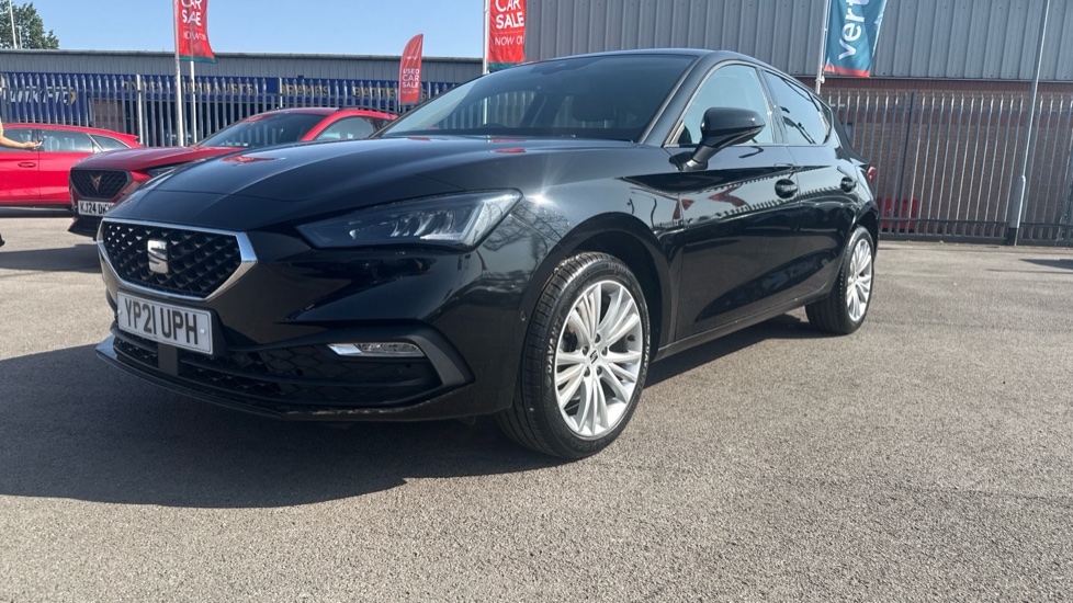 SEAT Leon 1.5 TSI EVO SE Dynamic 5dr Petrol Hatchback - Image 27