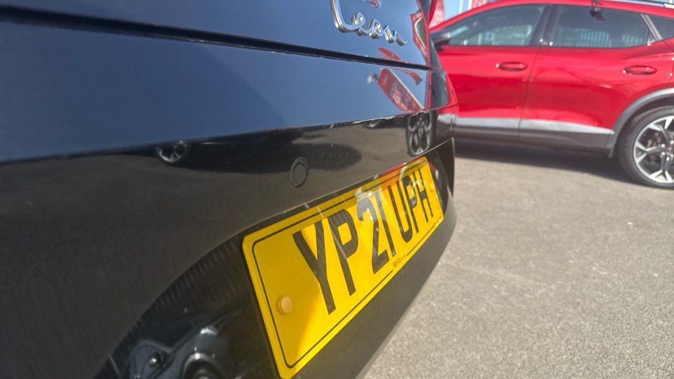 SEAT Leon 1.5 TSI EVO SE Dynamic 5dr Petrol Hatchback - Image 46