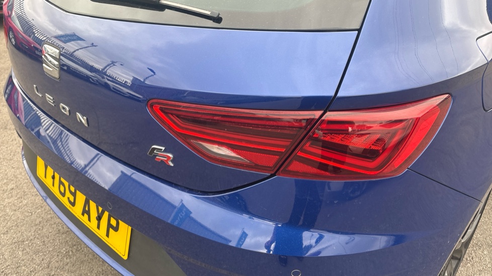 SEAT Leon 1.5 TSI EVO FR Black Edition [EZ] 5dr Petrol Hatchback - Image 26