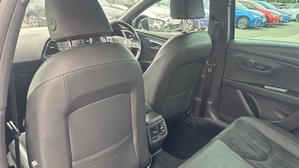 SEAT Leon 1.5 TSI EVO FR Black Edition [EZ] 5dr Petrol Hatchback - Image 30