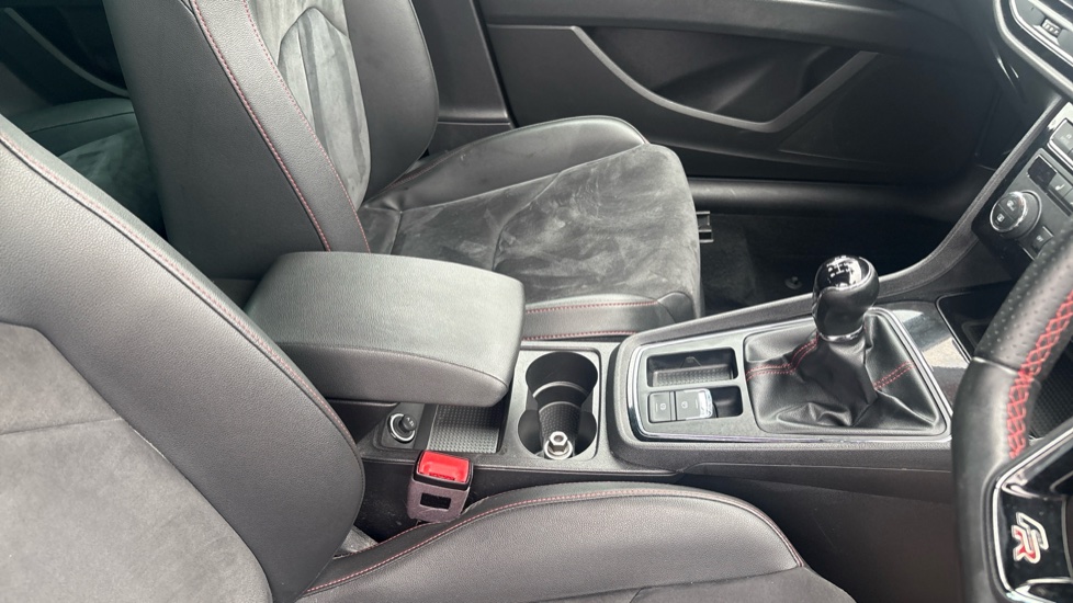 SEAT Leon 1.5 TSI EVO FR Black Edition [EZ] 5dr Petrol Hatchback - Image 46
