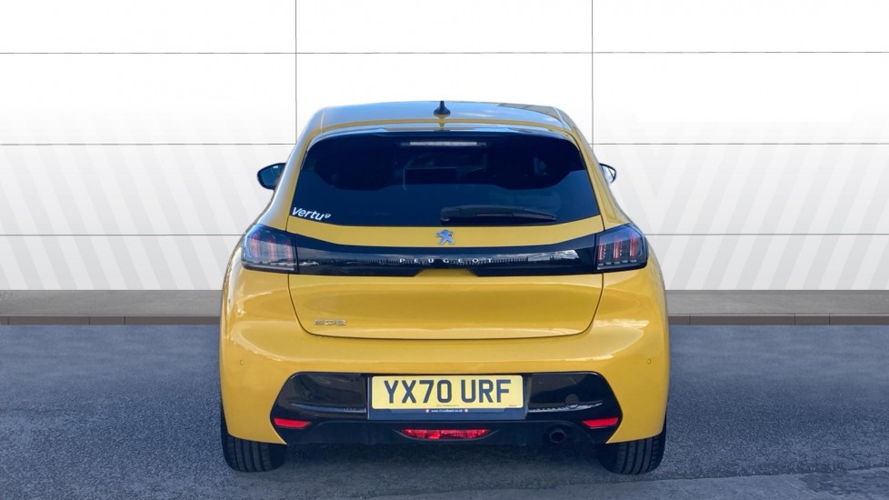 Peugeot 208 1.2 PureTech 100 Allure Premium 5dr EAT8 Petrol Hatchback - Image 6