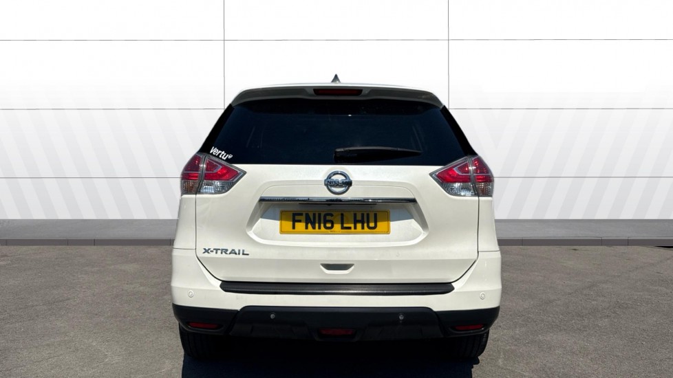 Nissan X-Trail 1.6 dCi Tekna 5dr Diesel Station Wagon - Image 6