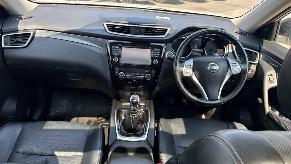 Nissan X-Trail 1.6 dCi Tekna 5dr Diesel Station Wagon - Image 10