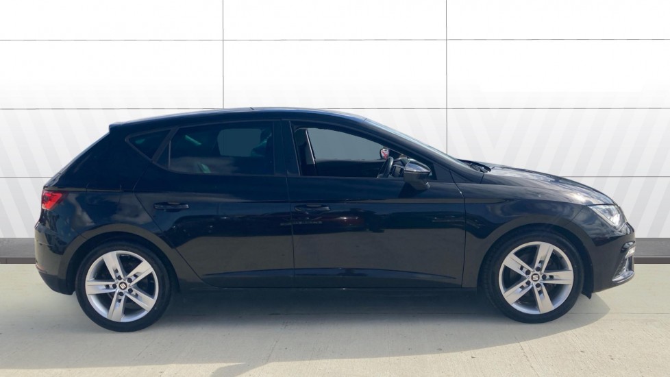 SEAT Leon 1.5 TSI EVO FR [EZ] 5dr Petrol Hatchback - Image 5