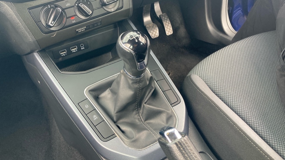 SEAT Arona 1.0 TSI SE Technology [EZ] 5dr Petrol Hatchback - Image 13
