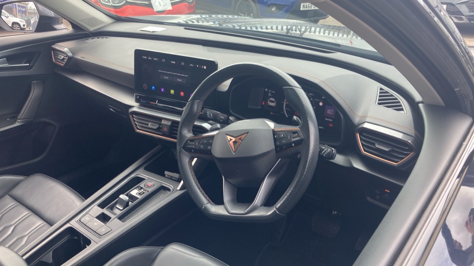 CUPRA Formentor 2.0 TSI 190 V2 5dr DSG 4Drive Petrol Estate - Image 6