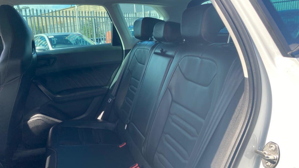CUPRA Ateca 1.5 EcoTSI V2 5dr DSG Petrol Estate - Image 16