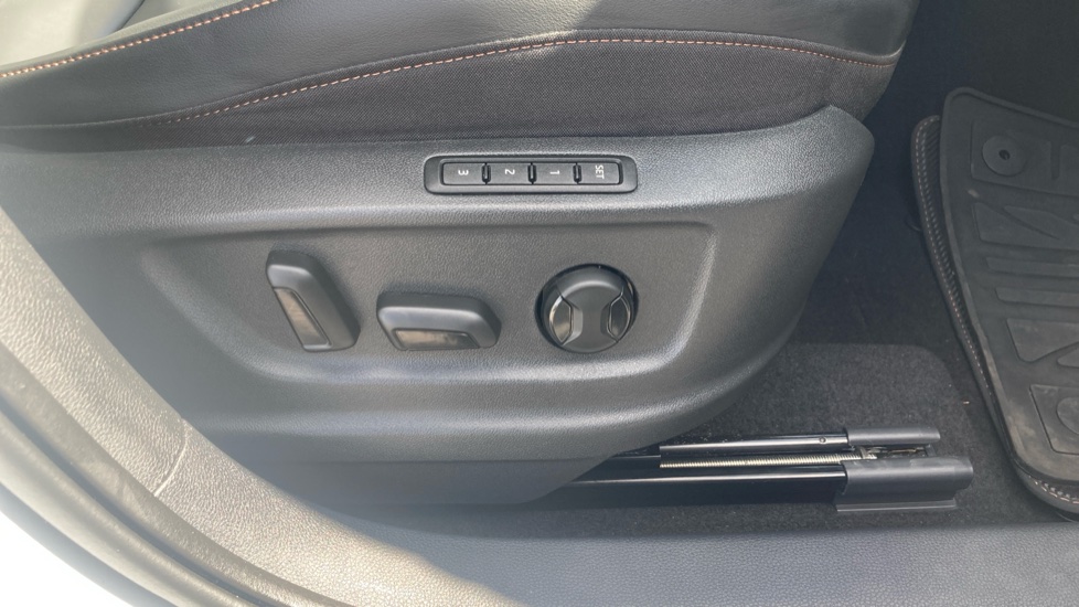 CUPRA Ateca 1.5 EcoTSI V2 5dr DSG Petrol Estate - Image 47